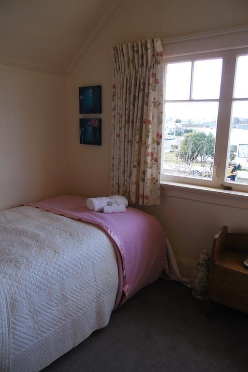 Highway House Bed And Breakfast Oamaru Exteriör bild
